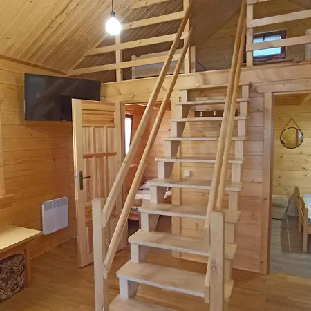 6 Osobowy Sauna I Jacuzzi